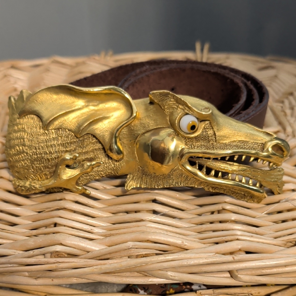 1980 Christopher Ross Dragon Buckle Brown Leather Belt
